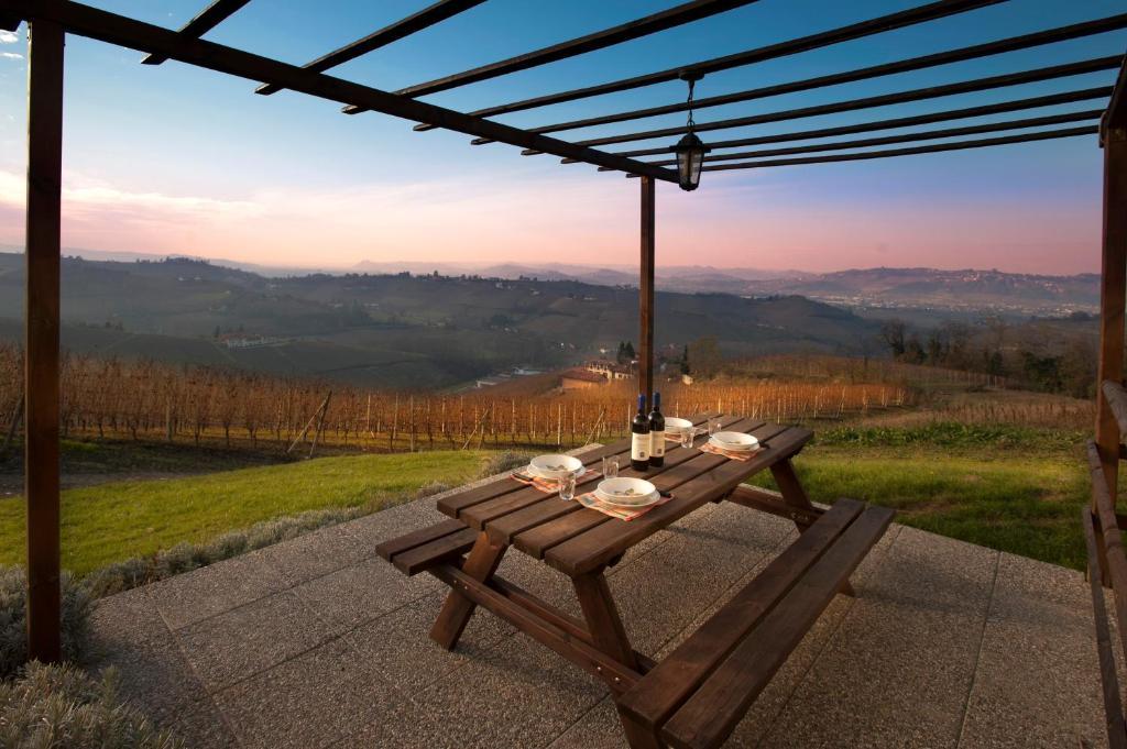 Villa Ada Nada Agriturismo Treiso Exterior foto